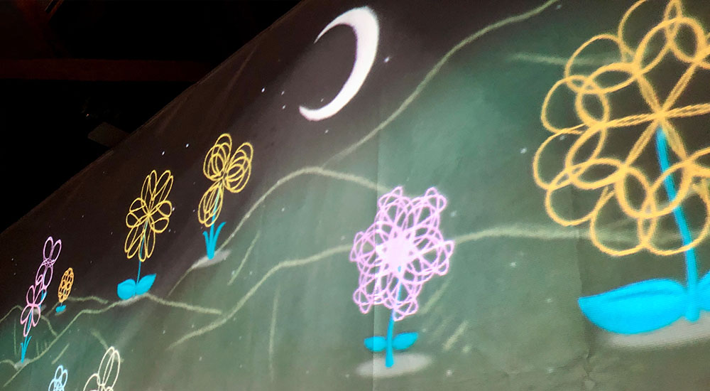 三日月の姫「伝統モダンな“遊びの時間”」