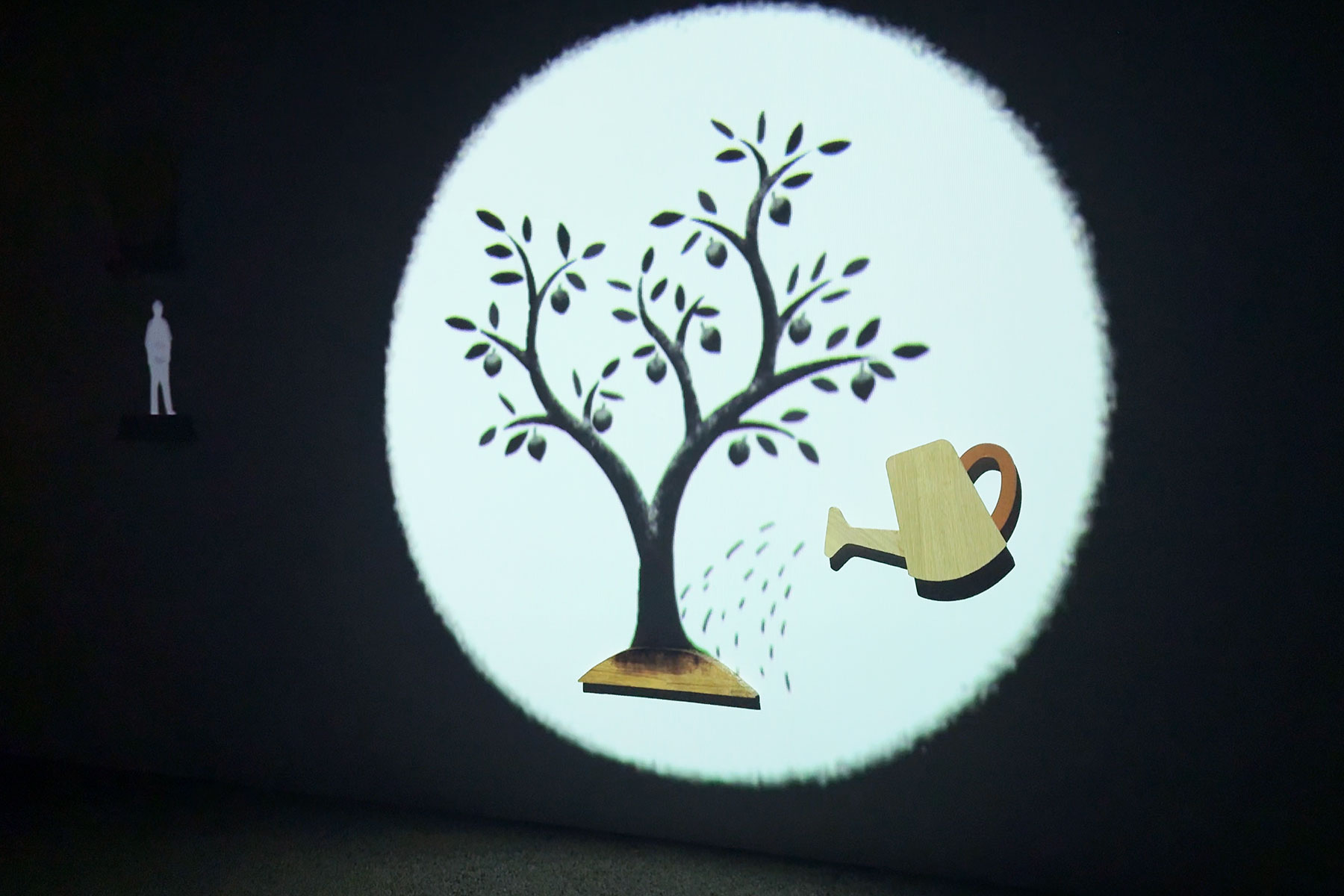 写真: 武豊町ゆめたろうプラザ 夜な夜なを照らせ